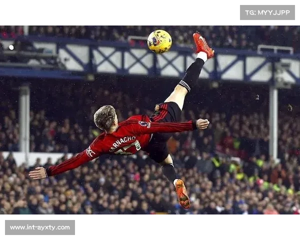 切尔西新援加纳乔首球献礼 模仿C罗庆祝引爆全场